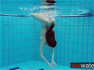 bouncy butt underwater Katrin